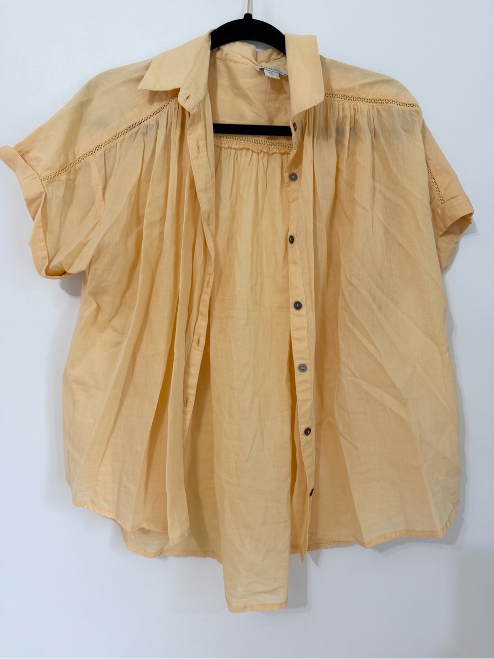 Sundance medium petite yellow button down collared shirt cotton